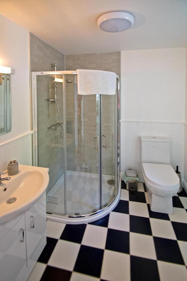 Cottage At Youghal Bridge Dloughtane Extérieur photo